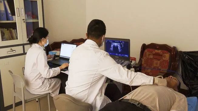 牟定：工会“移动体检”暖心服务新就业形态劳动者